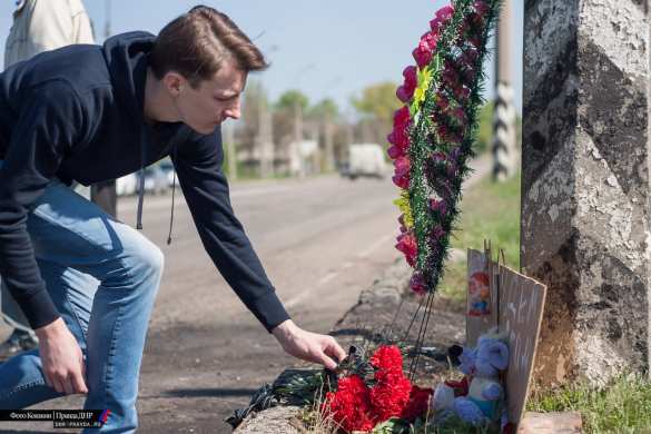 Панихида по погибшим в Еленовке (ФОТОРЕПОРТАЖ) | Русская весна
