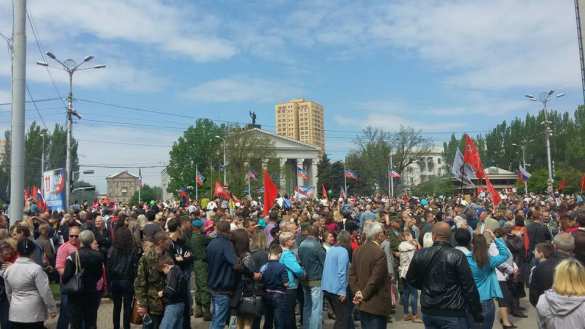 В Донецке идет парад Победы (+ФОТО, ВИДЕО) | Русская весна