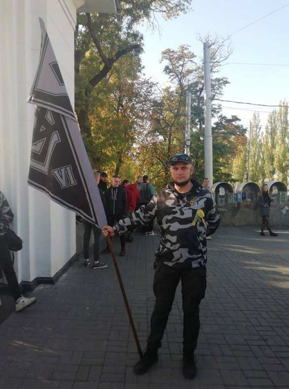 Под Днепропетровском проломили голову и сломали челюсть боевику «Нацдружин» (+ФОТО) | Русская весна
