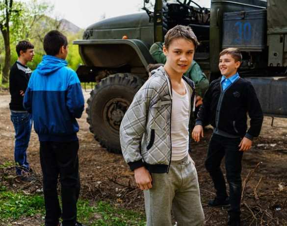 Ужас прифронтового Донецка: люди, ставшие мишенью для снайперов, и дети войны (ФОТОРЕПОРТАЖ) | Русская весна