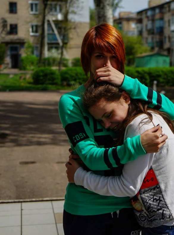 Ужас прифронтового Донецка: люди, ставшие мишенью для снайперов, и дети войны (ФОТОРЕПОРТАЖ) | Русская весна