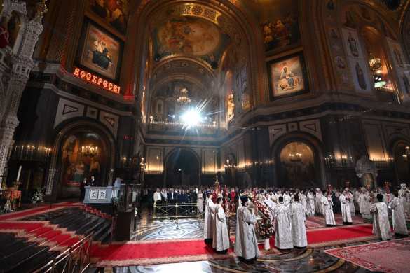 Путин поздравил православных христиан и всех граждан России, отмечающих Пасху (ФОТО) | Русская весна