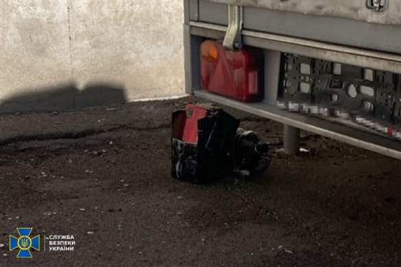Дезертир ВСУ и маркетолог планировали взорвать админздание в центре Киева (ФОТО) | Русская весна
