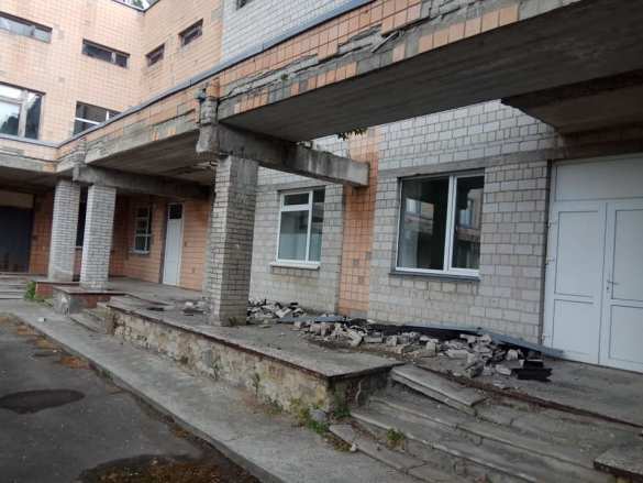 Под Киевом рухнула стена детской больницы (ФОТО) | Русская весна