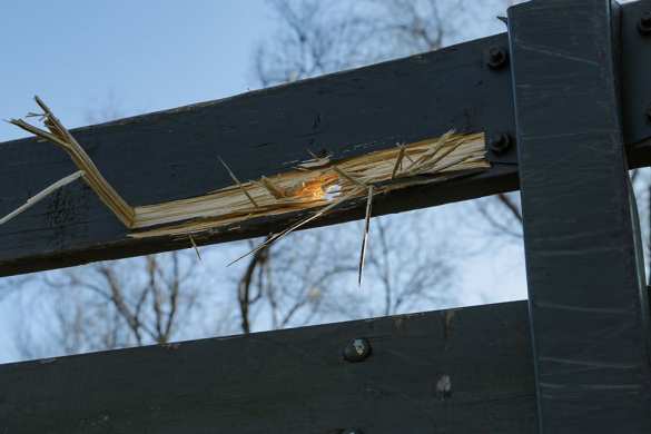 Точный удар: На Донбассе ракета влетела в грузовик с карателями (ФОТО) | Русская весна