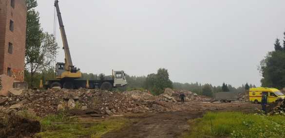Обломками рухнувшей пятиэтажки в Подмосковье завалило людей (+ФОТО, ВИДЕО) | Русская весна
