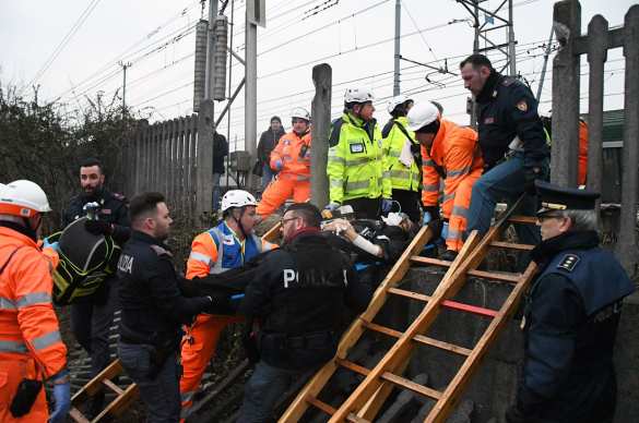 Крушение пассажирского поезда в Италии: сотни раненых, есть погибшие (ФОТО, ВИДЕО) | Русская весна