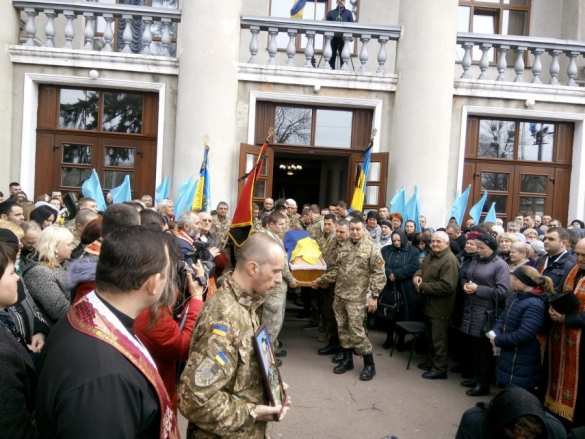 Под Мариуполем уничтожен юный диверсант ВСУ (ФОТО) | Русская весна