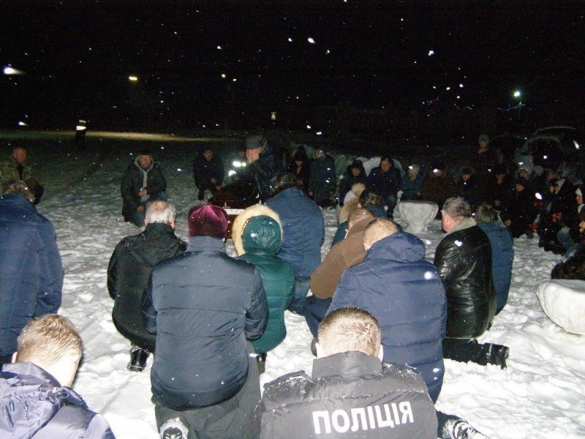 Провожали на коленях: На Донбассе в один день скончались два «всушника» (ФОТО) | Русская весна