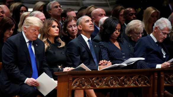 Трамп с женой не стали молиться на похоронах Буша-старшего (ФОТО, ВИДЕО) | Русская весна