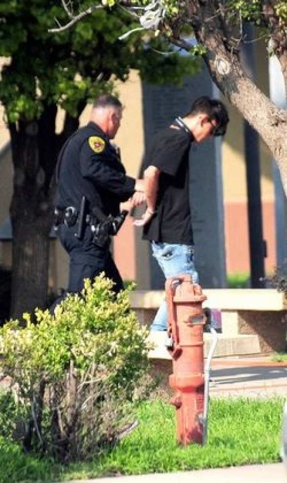 В США ученик устроил стрельбу в библиотеке, есть жертвы (ФОТО) | Русская весна