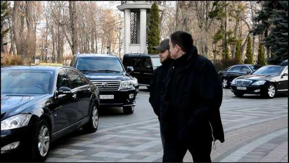 Охрана Ляшко и Тимошенко цинично игнорирует требования «новой полиции» (ФОТО) | Русская весна