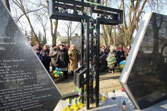 В Польше вызвали полицию из-за «Слава Украине», произнесенного украинским чиновником (ФОТО, ВИДЕО) | Русская весна