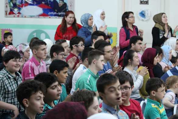 Трогательные кадры: Российские военные с подаркам из Чечни посетили детей-инвалидов в Алеппо (ФОТО, ВИДЕО) | Русская весна