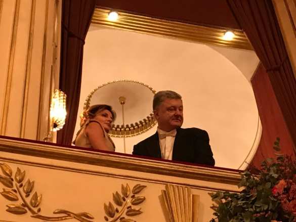 Порошенко на Венском балу: как это было и чем в это время была занята Тимошенко (ФОТО, ВИДЕО) | Русская весна