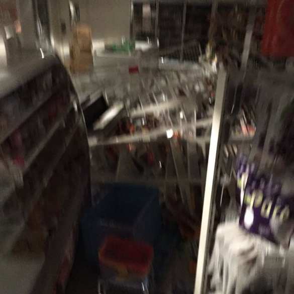 Улицы японского города Фукуока после землетрясения покрылись загадочной пеной (ФОТО) | Русская весна