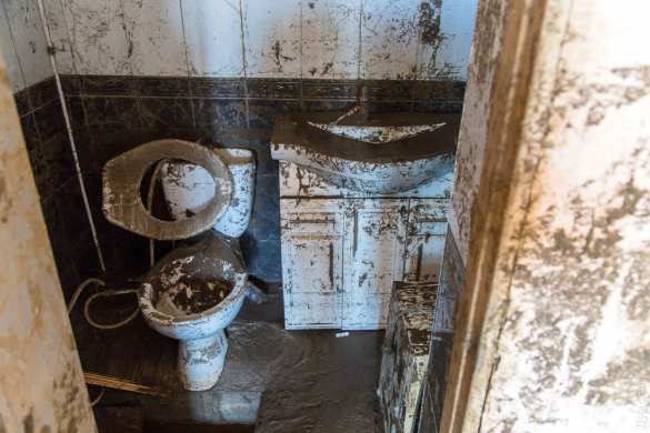 Шок в украинской степи: Сель прорвал дамбу, утопив село в грязи (ФОТО, ВИДЕО) | Русская весна