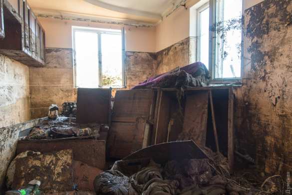 Шок в украинской степи: Сель прорвал дамбу, утопив село в грязи (ФОТО, ВИДЕО) | Русская весна