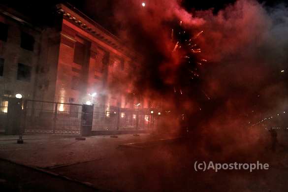 «Это мелкий инцидент», — премьер Украины об атаке на посольство России (+НОВЫЕ ФОТО ОБСТРЕЛА) | Русская весна