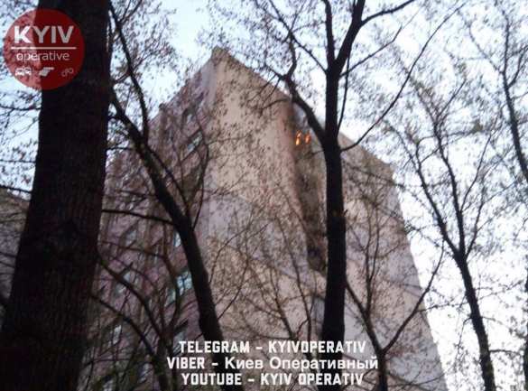 В Киеве горит многоэтажный дом (ФОТО, ВИДЕО) | Русская весна