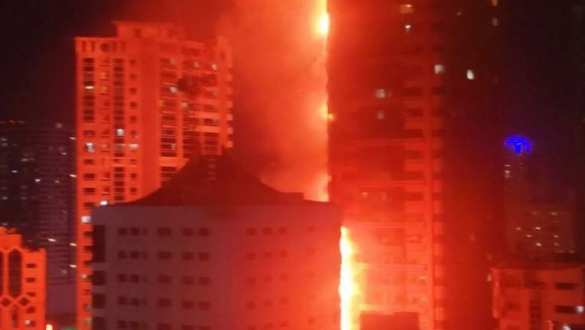 Страшный пожар в ОАЭ: пылает небоскрёб (ФОТО, ВИДЕО) | Русская весна