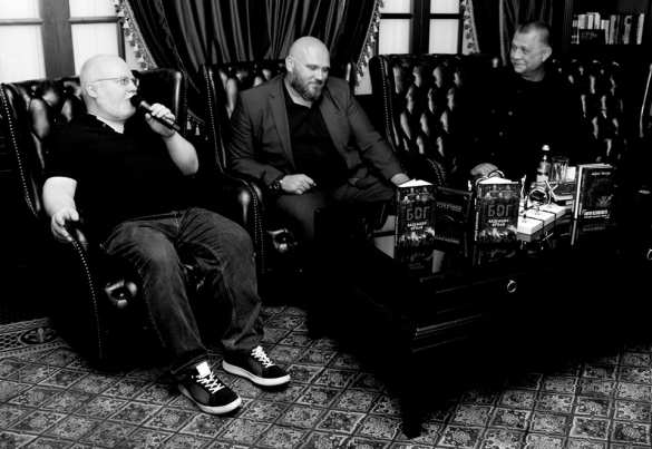 Презентация книги главы МГБ ДНР Андрея Пинчука о начале «Русской Весны» — впечатления участников (+ФОТО) | Русская весна