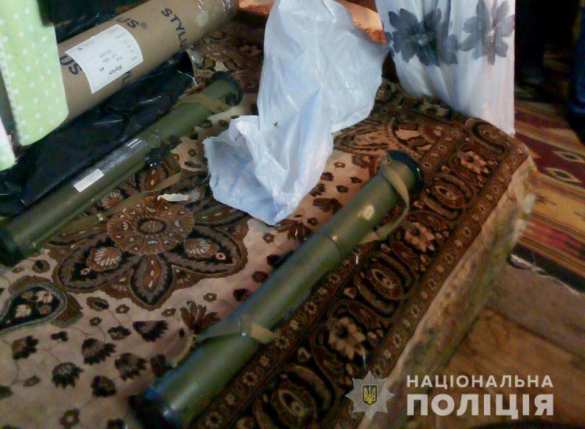 Это Украина: в Днепропетровске женщина продавала гранаты в подземном переходе (ФОТО) | Русская весна