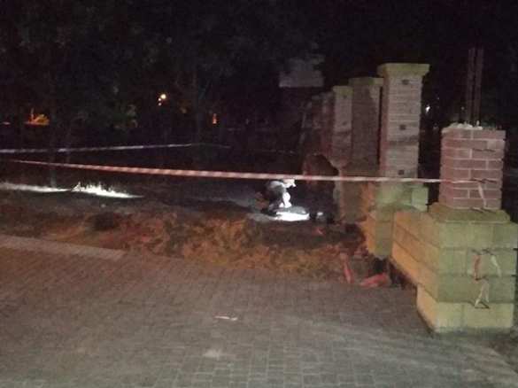 Ночной бой в Одессе: в «активиста»-рейдера бросали гранаты, он отстреливался (ФОТО, ВИДЕО) | Русская весна