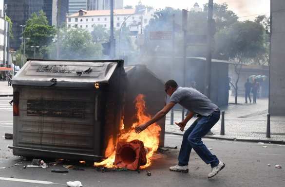  «Ад в Бразилии»: из-за протестов полиции на улицах царит хаос (ФОТО, ВИДЕО) | Русская весна