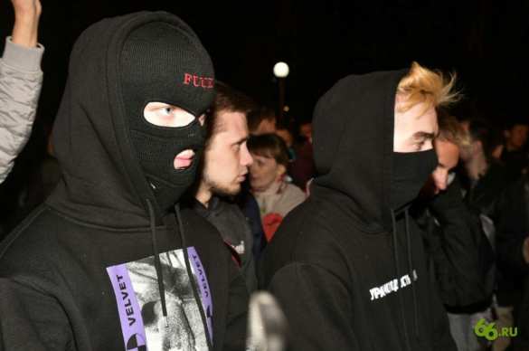 Церковь или сквер, — мнение | Русская весна