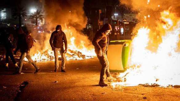 Жаркое «эль класико»: ад на улицах Барселоны (ФОТО, ВИДЕО) | Русская весна