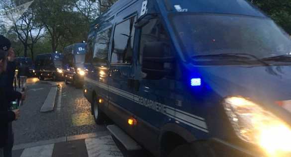 Во Франции демонстранты напали на полицейских, начались массовые беспорядки (ФОТО, ВИДЕО) | Русская весна