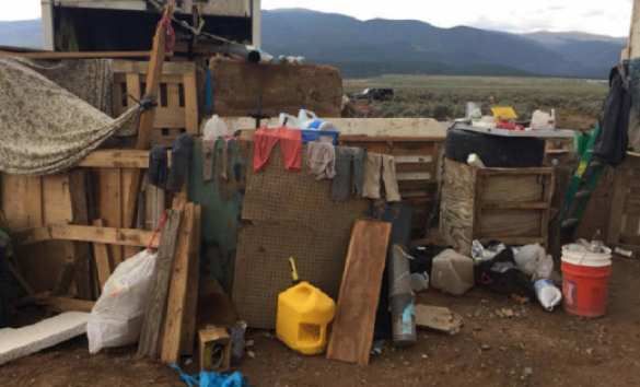 «Я не видел ничего подобного»: в США детей-заложников морили голодом в пустыне (ФОТО, ВИДЕО) | Русская весна