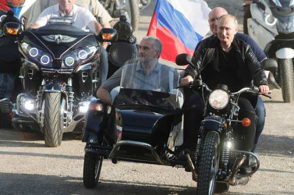 Путин приехал на байк-шоу в Севастополе на мотоцикле «Урал» (+ФОТО, ВИДЕО) | Русская весна