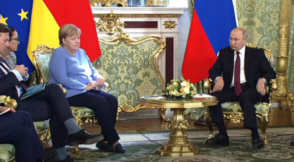 Меркель приехала к Путину (+ВИДЕО) | Русская весна