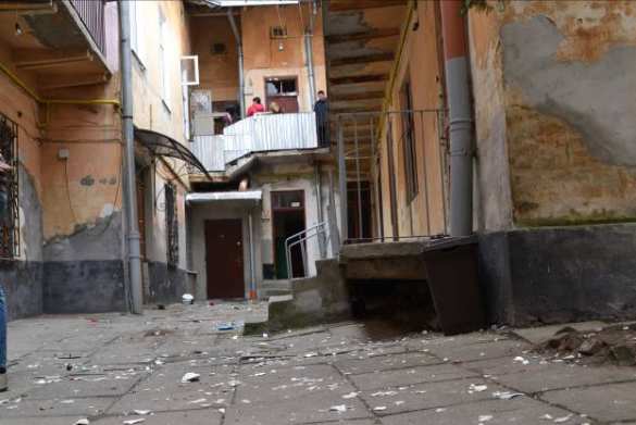 Во Львове пьяный дебошир избил четверых полицейских (ФОТО) | Русская весна