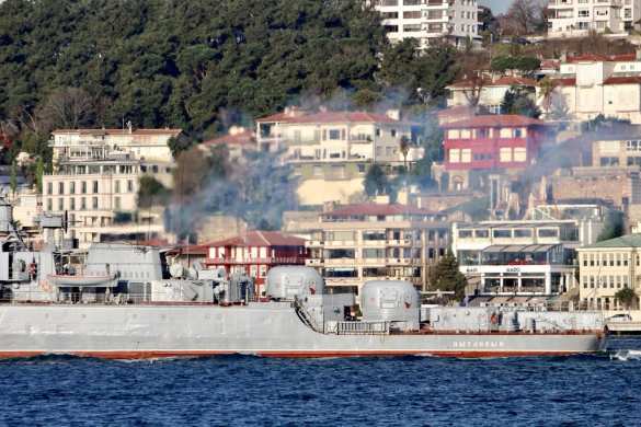 Третий с начала недели боевой корабль ВМФ России идёт к берегам Сирии (ФОТО) | Русская весна