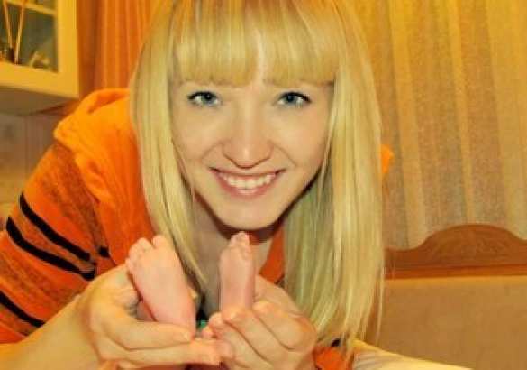 Кристине сегодня должно было исполниться 24 года, малышке было 10 месяцев, они погибли в Горловке... (фото 18+) | Русская весна