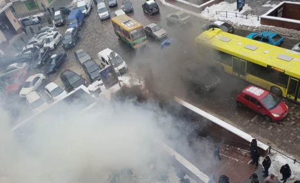 Во Львове неонацисты напали на редакцию местного СМИ (ФОТО) | Русская весна