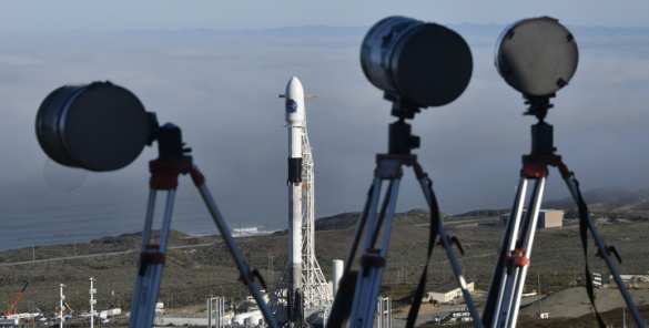 Первая ступень ракеты Falcon 9 впервые вернулась на космодром (ФОТО, ВИДЕО) | Русская весна