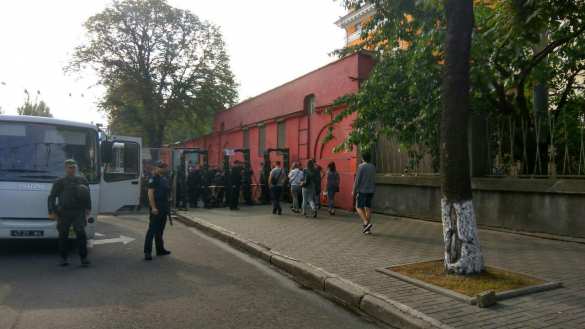 Неонацисты перекрыли центр Киева, чтобы помешать маршу гомосексуалистов (ФОТО) | Русская весна