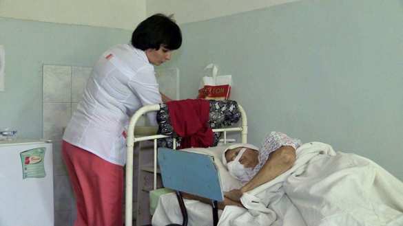 В Донбассе огнём ВСУ ранена 82-летняя женщина (ФОТО) | Русская весна