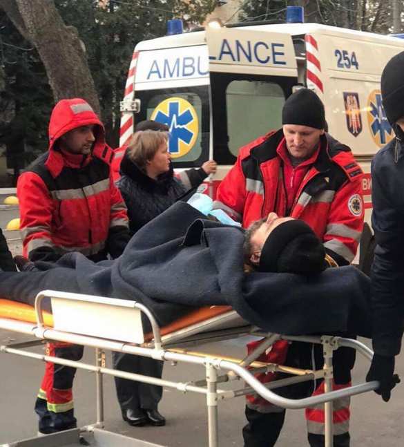 Вереница скорых в Киеве, есть погибшие и раненые: паника украинского «волонтёра» (ФОТО) | Русская весна