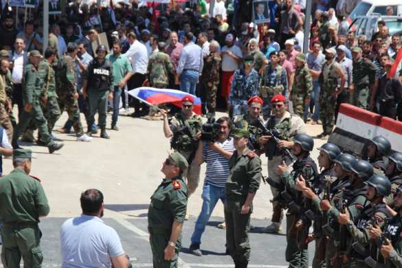 Большое событие в Сирии: В исламистском «котле» славили Путина и танцевали с российскими военными (ФОТО) | Русская весна