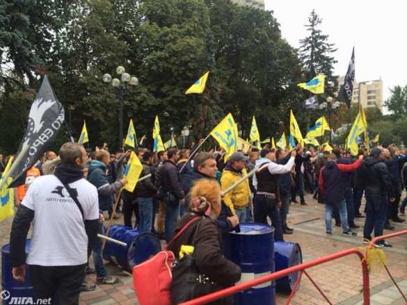 Полиция прогнала митингующих автомобилистов из-под Рады (ФОТО, ВИДЕО) | Русская весна
