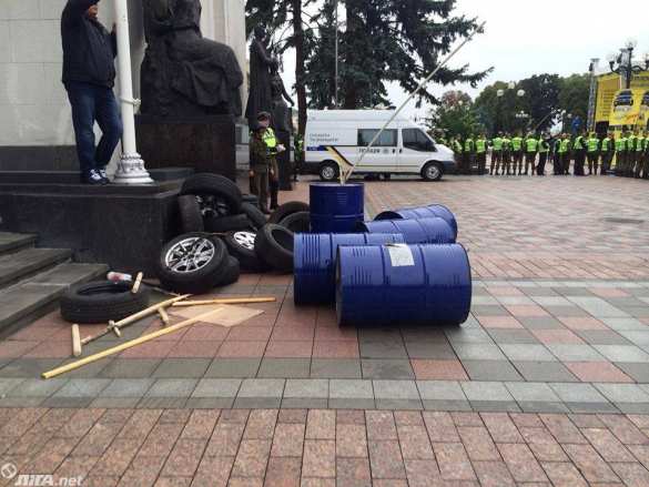 Полиция прогнала митингующих автомобилистов из-под Рады (ФОТО, ВИДЕО) | Русская весна