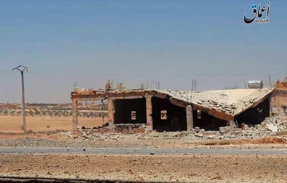 СРОЧНО: ИГИЛ публикует кадры — ВКС России сожгли бензовозы боевиков в Ракке (ФОТО, ВИДЕО) | Русская весна