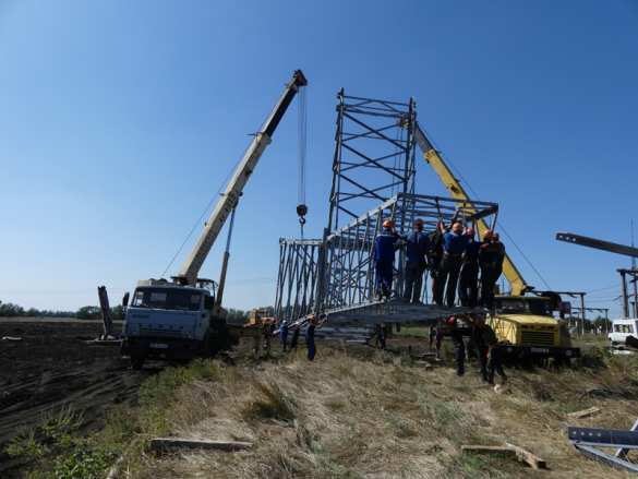 Проводится реконструкция ВЛ-330 кВ «Ростовская-Южная» (ФОТО, ВИДЕО) | Русская весна