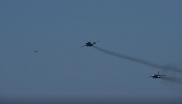 Уникальные кадры: Российские Су-24 трижды облетели фрегат НАТО на Балтике (ФОТО, ВИДЕО) | Русская весна