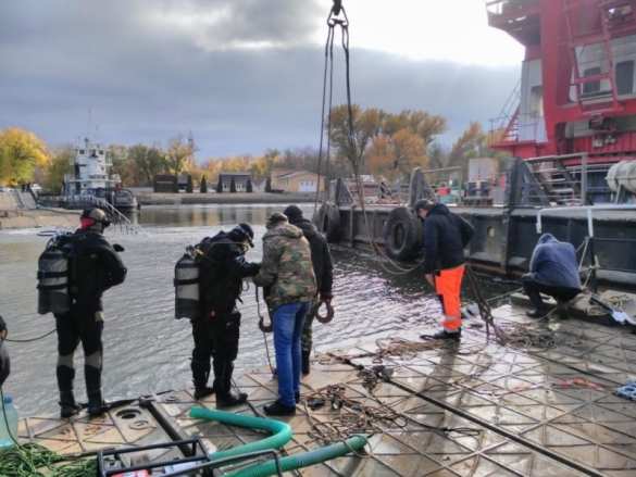 Понтонный мост ушёл под воду в Ростове-на-Дону: спасатели устраняют последствия ЧП (ФОТО, ВИДЕО) | Русская весна